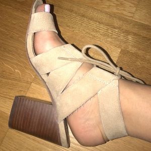 Steve Madden Tan shoes